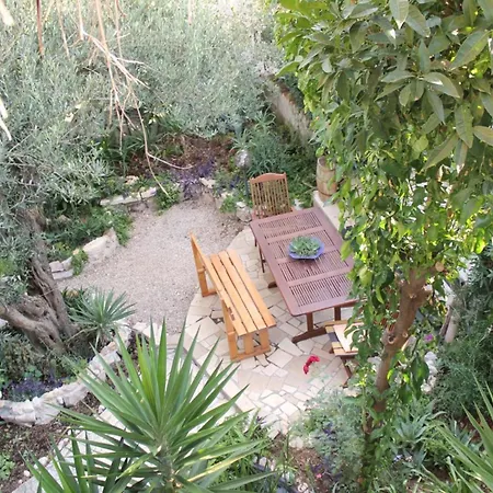 Apartment Antonio - One Bedroom With Terrace D Orebic